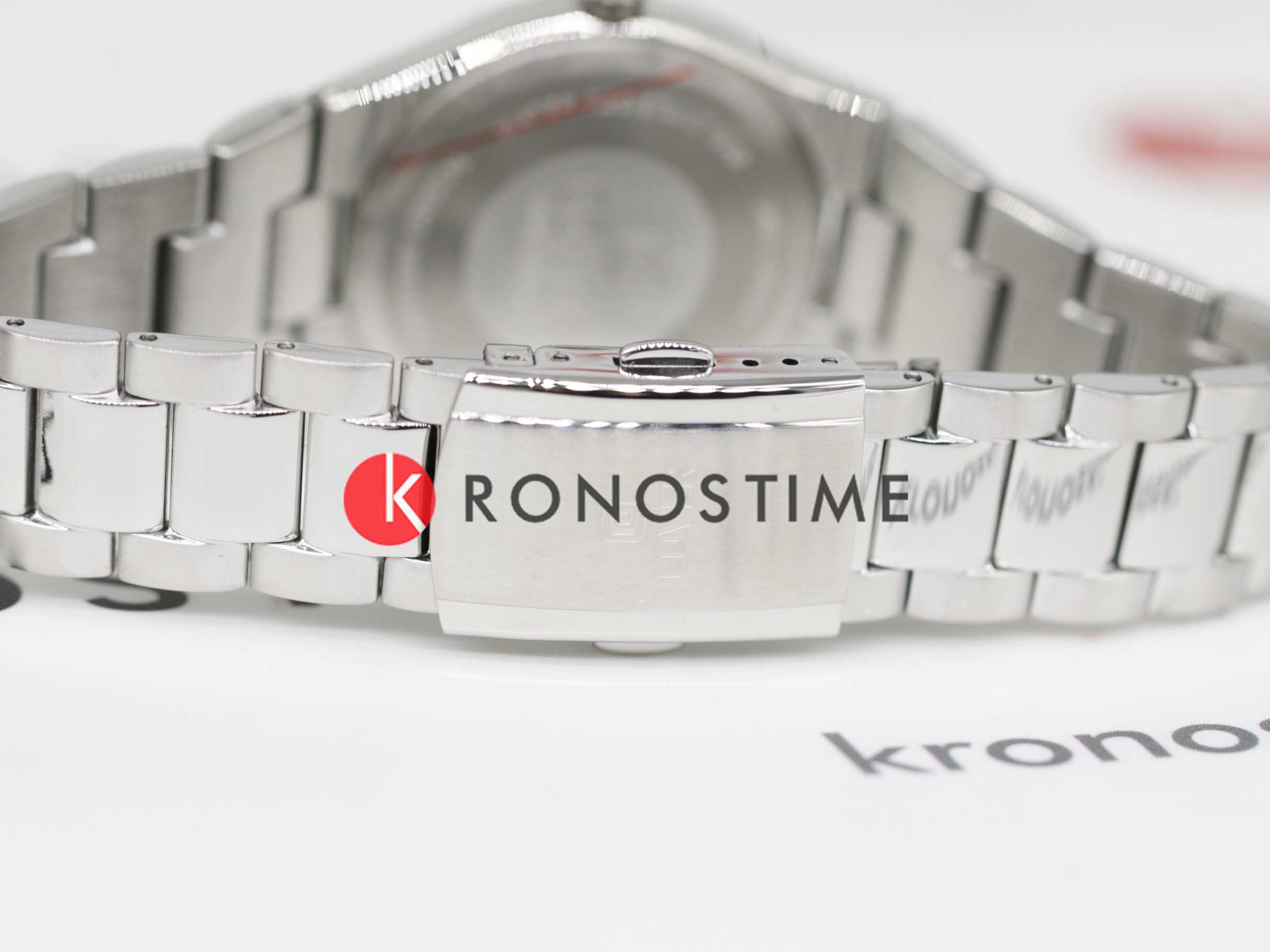 Cover Cover Bracelet CO219.02 женские часы серый циферблат на запястье