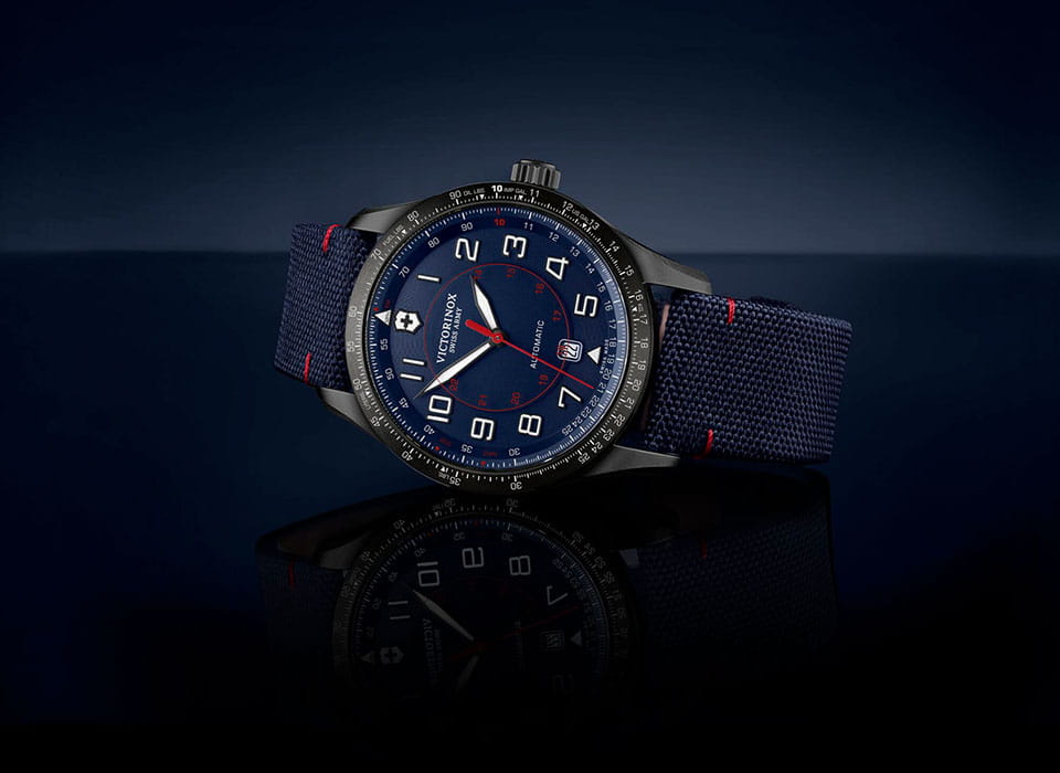 Оригинальные часы Victorinox Victorinox 241820 механические калибр механизма eta 2824-2 общий вид