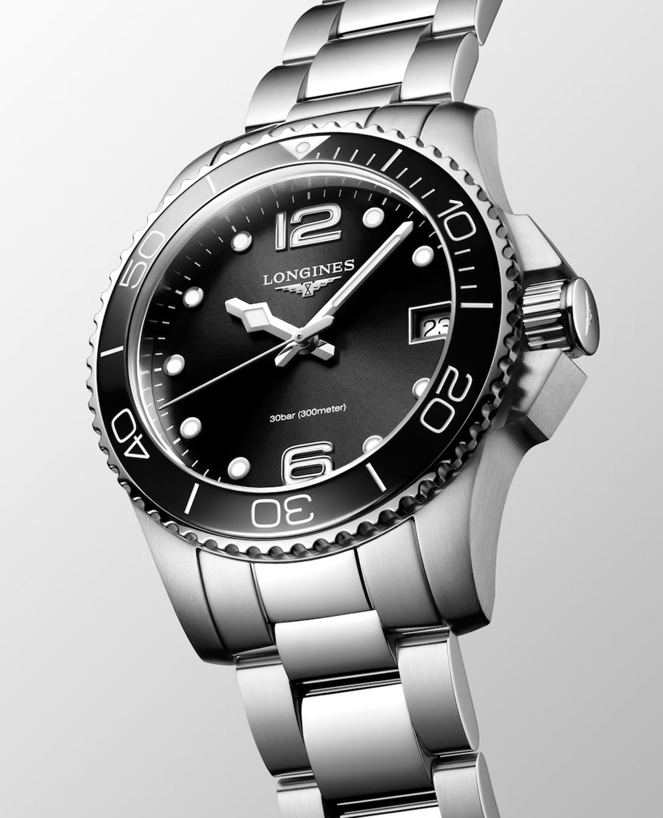 Оригинальные часы Longines Longines HydroConquest L3.370.4.56.6 кварцевые калибр механизма  общий вид