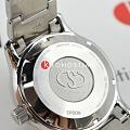 Orient RE-AU0301B наручные мужские часы застежка крупным планом