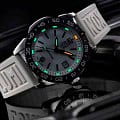  Luminox Luminox Pacific Diver XS.3128M.SET на белом фоне — вид анфас