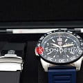 Luminox XS.3143.SET наручные мужские часы застежка крупным планом