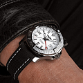 Часы Breitling Avenger Automatic GMT 43 A32397101A1X1 фото 6