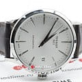 Tissot T1294071603100 наручные мужские часы застежка крупным планом