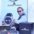 Jacques Lemans Jacques Lemans 1-1799S  наручные мужские часы фото под углом.